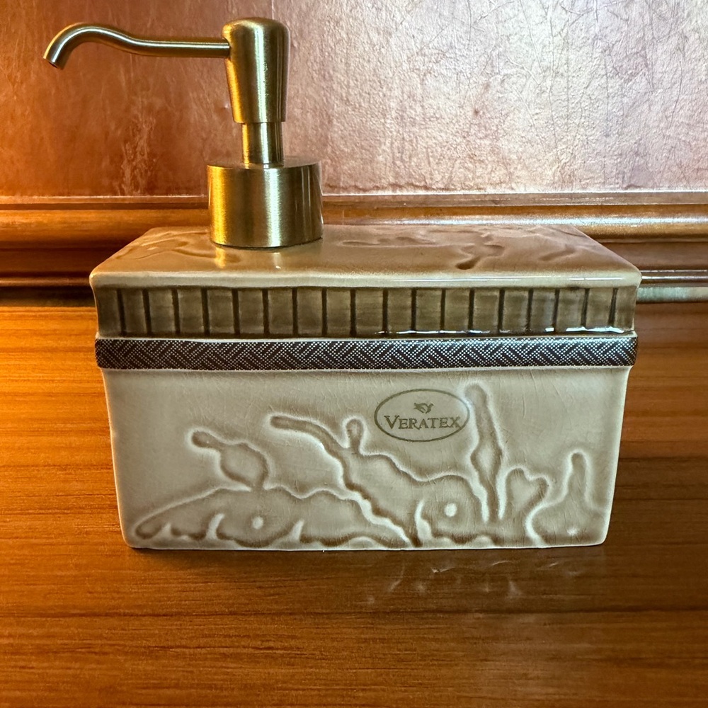 Veratex Ceramic Soap Lotion Dispenser Classic Rectangular Body New!